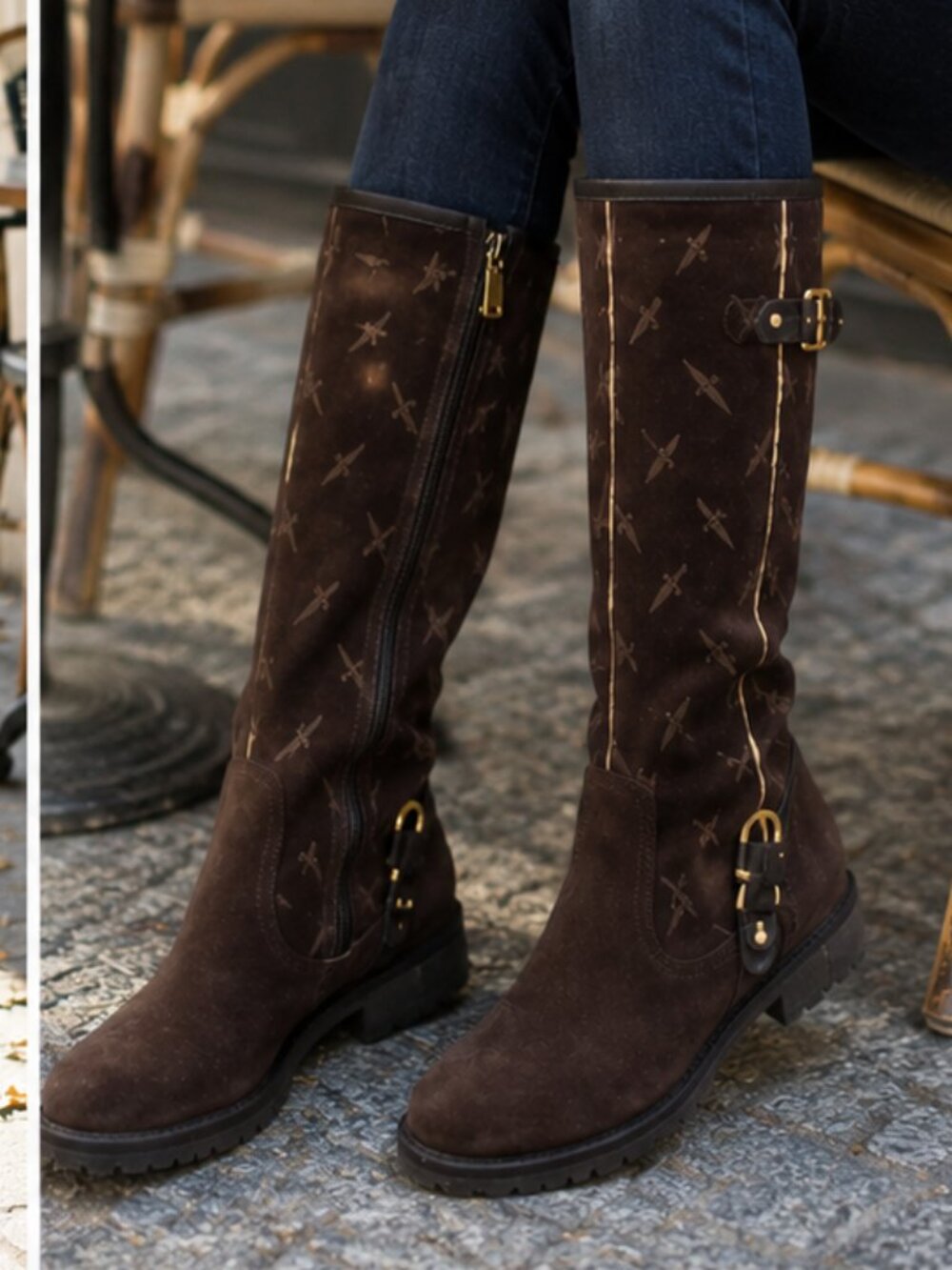 Cesare Paciotti brown fur lined boots